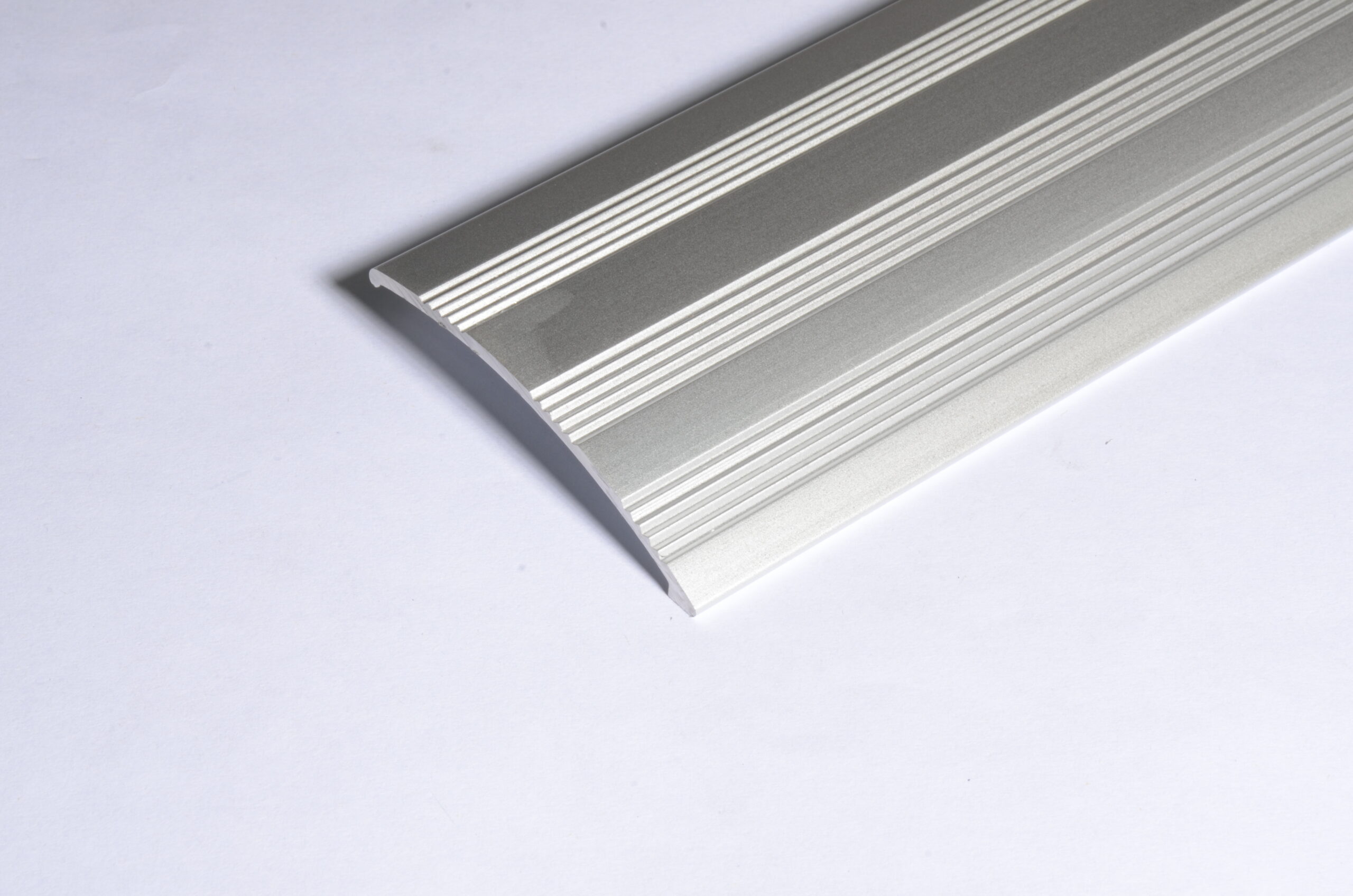 WN-DT-0296 MAT SILVER